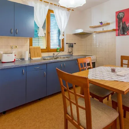 Fuer 5 Personen Ca 75 Qm In Crikvenica, Kvarner Bucht Und Umgebung 度假居 茨里克韦尼察